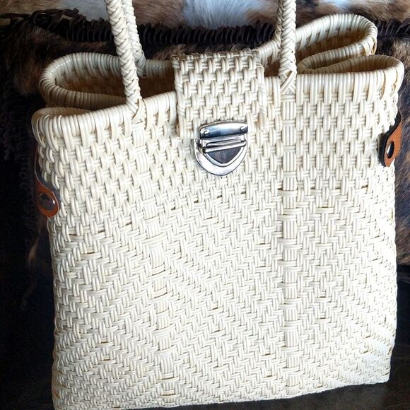 Artisan Crafted  Mexican Woven Recycle Plastic XL Tote - Picture 2 of 16